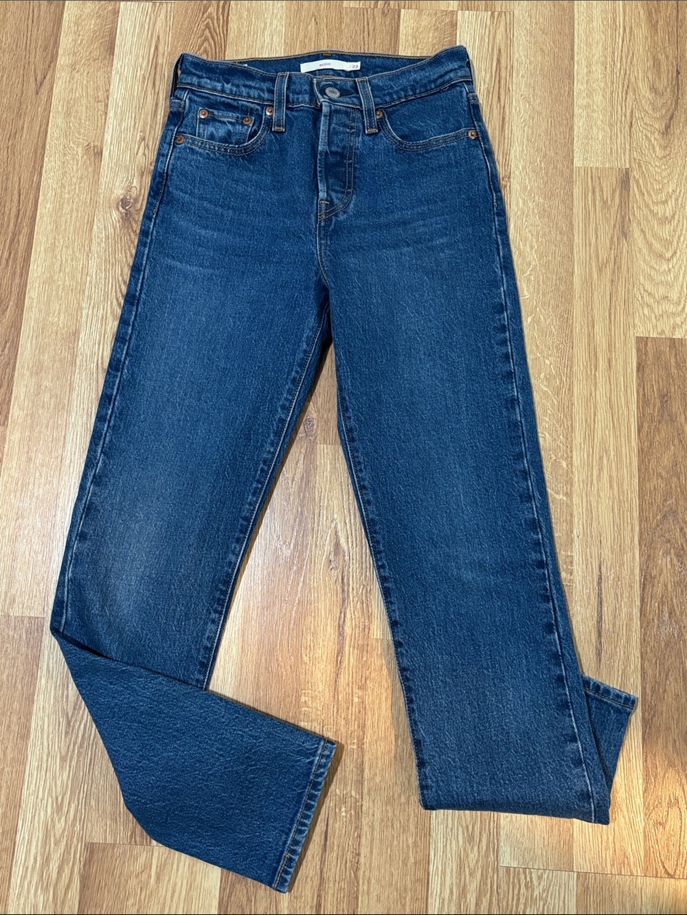 Women’s Levi Wedgie Dark Wash Straight Leg Jeans - Size 23